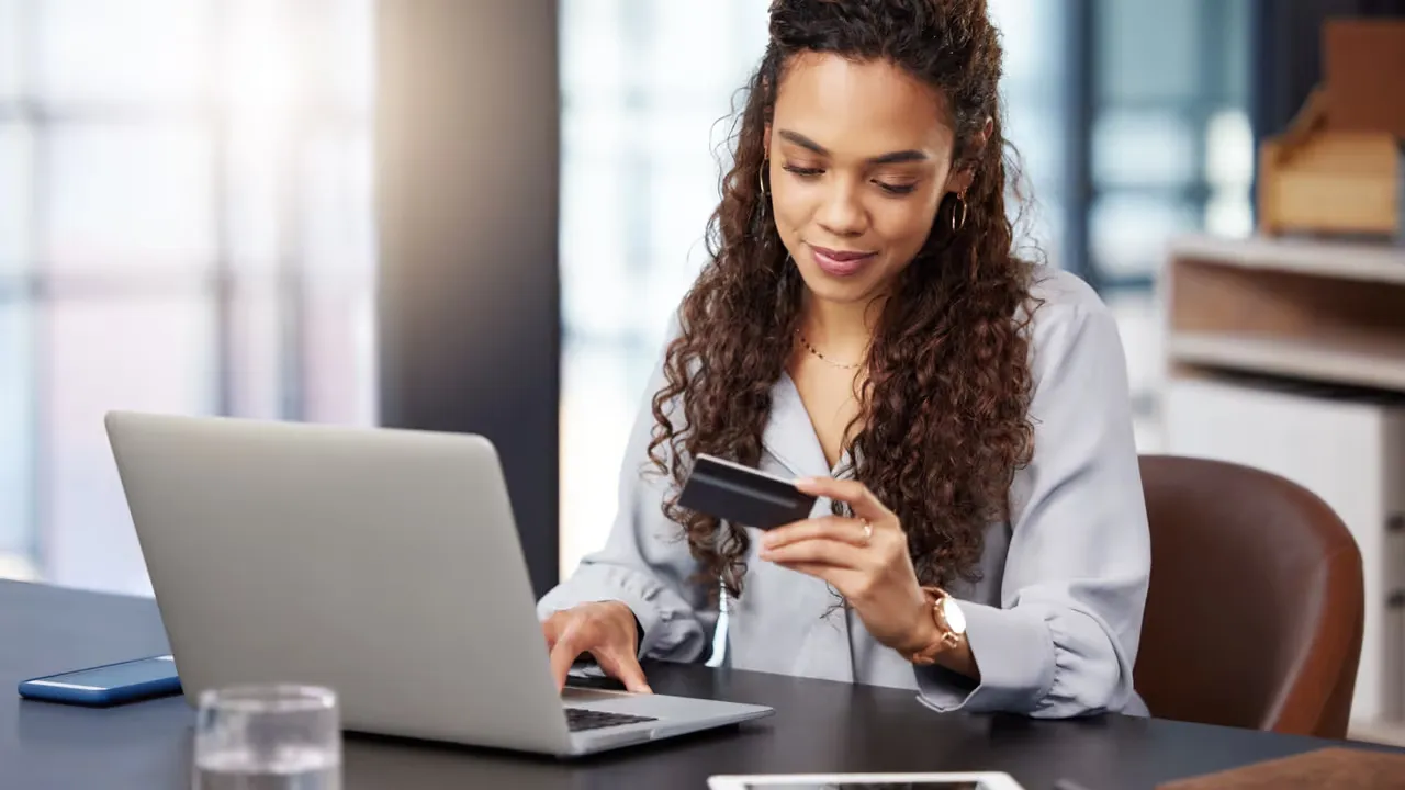 Upptäck hede fashion outlet och spara stort